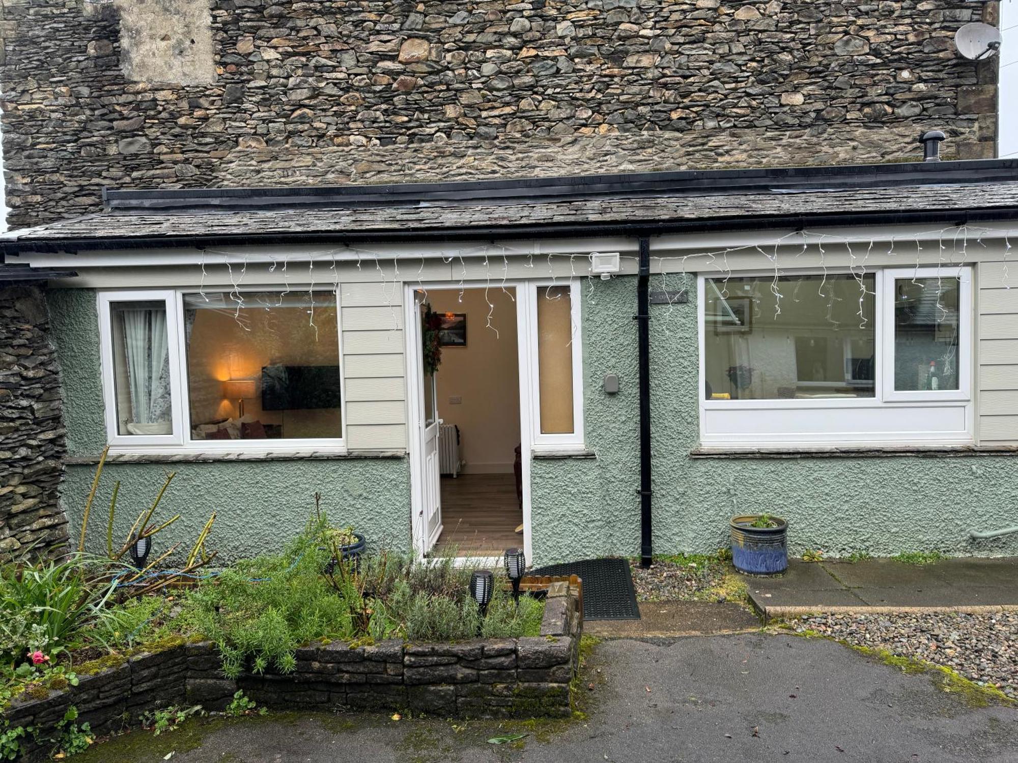 Lindisfarne Cottage In Windermere Exterior photo