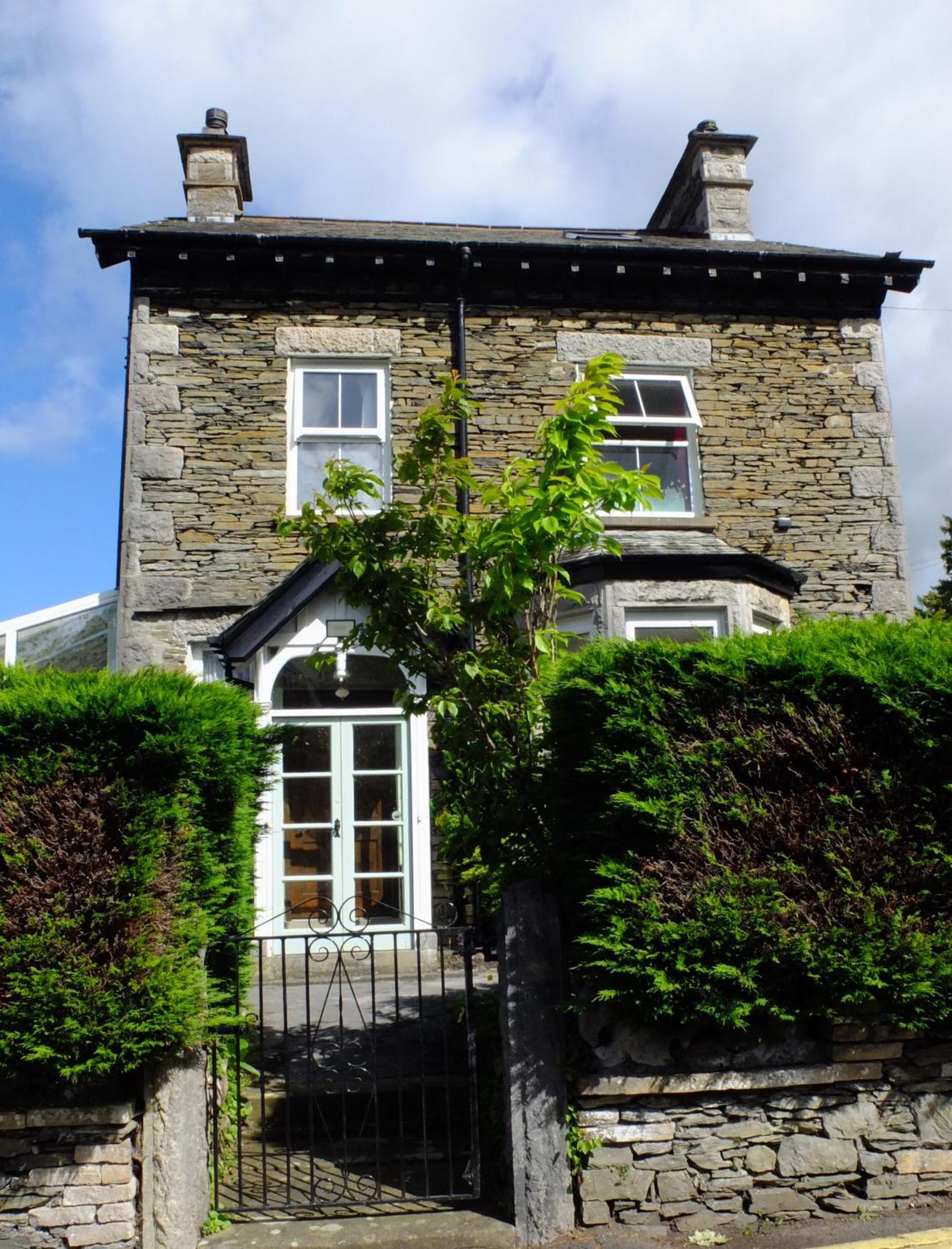 Lindisfarne Cottage In Windermere Exterior photo